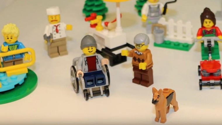 lego-wheelchair_wide-bebf2fb121a4d077e66c1956ba107b1365196171-s900-c85